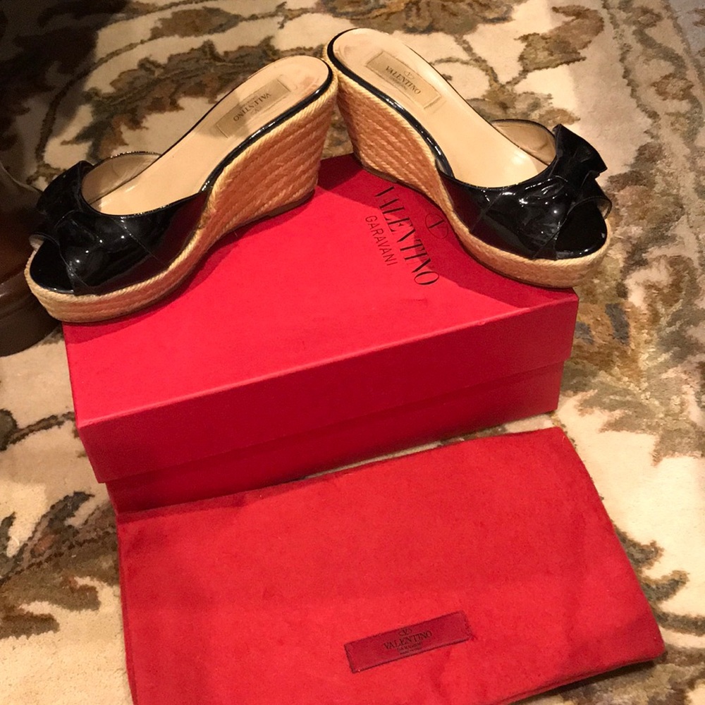 Valentino Garavani Mena Wedges
